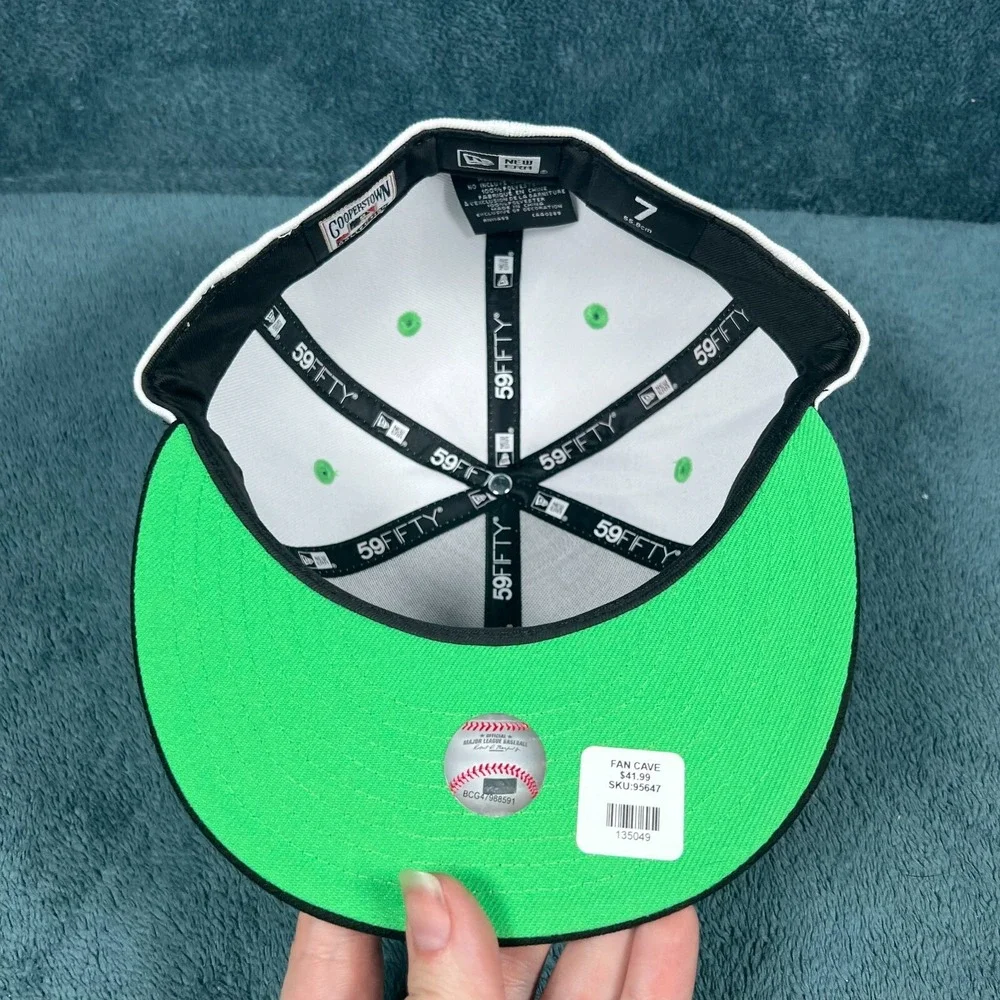 New‎ Era 59Fifty St. Louis Cardinals White/Green Bird Bat Hat Size 7